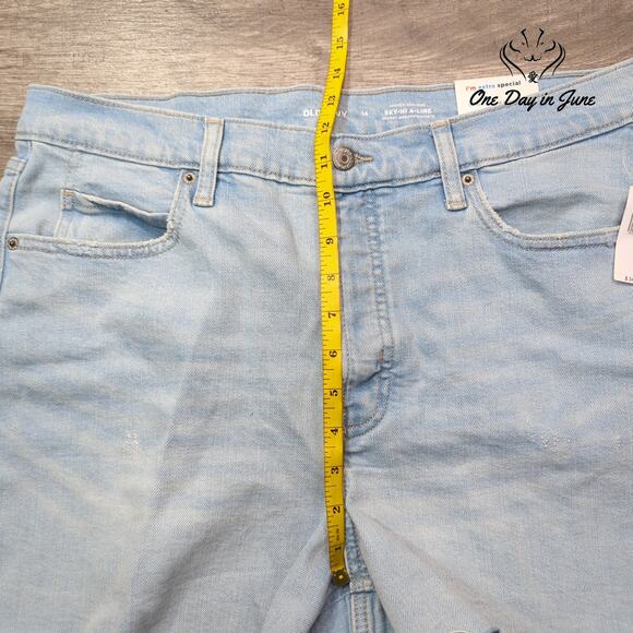 Old Navy Sky hi A Line Denim Shorts Size 14 - Picture 4 of 7